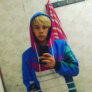 Meet your Posher, Zach